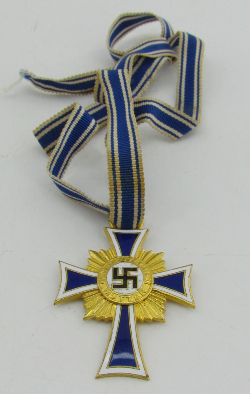 German Mothers Cross in Gold