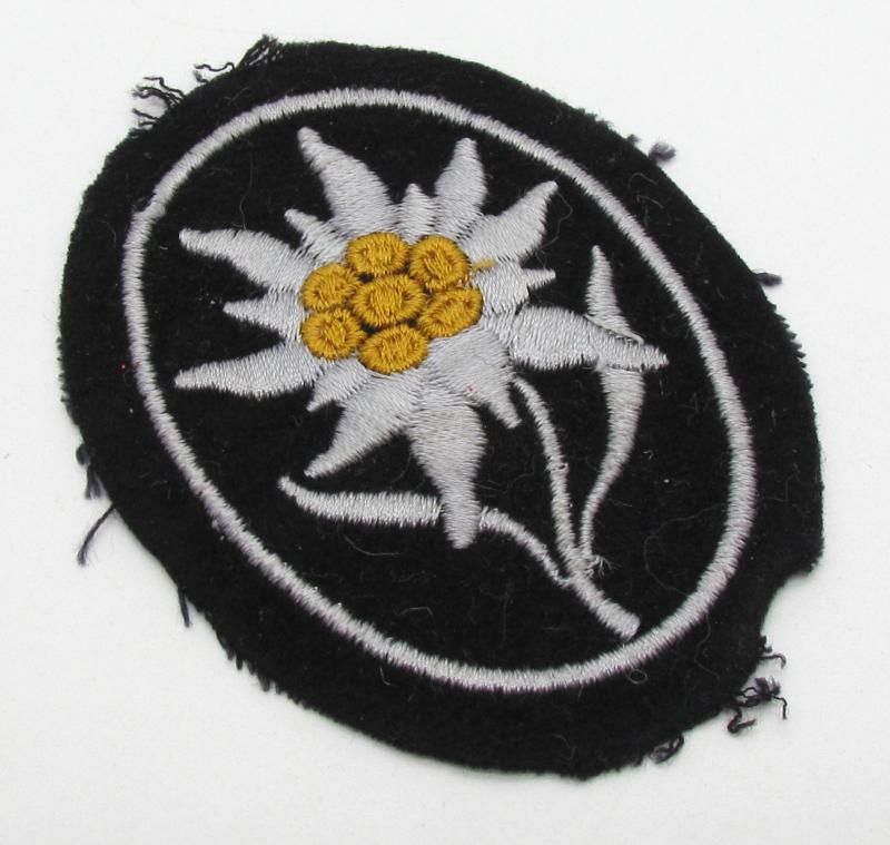 Waffen-SS mountain trooper ‘Gebirgsjäger’ Edelweiss sleeve badge