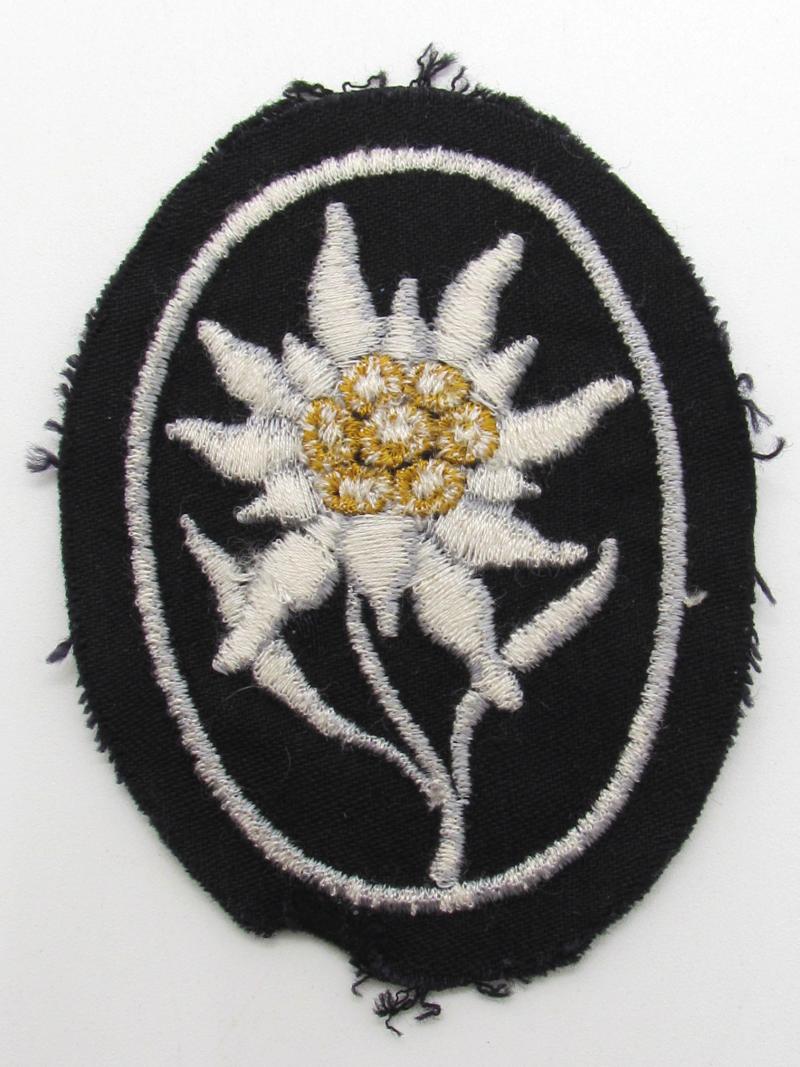 Waffen-SS mountain trooper ‘Gebirgsjäger’ Edelweiss sleeve badge