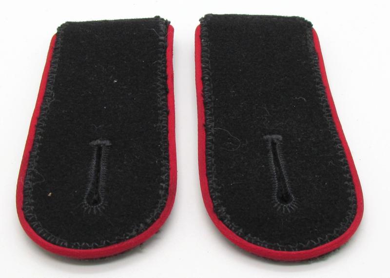 Waffen SS EM/NCO Artillery Shoulder Boards