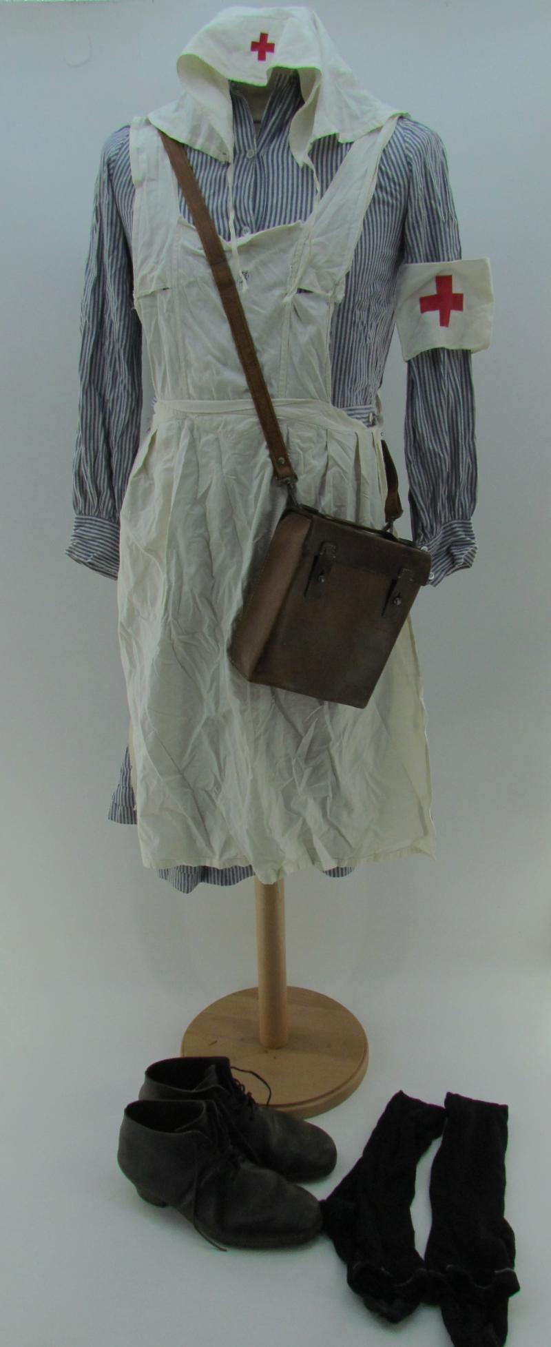 DRK 'Helferin' Uniform Complete with Shoes